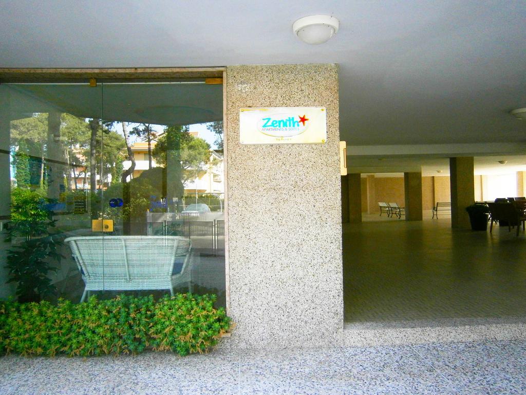 Residence Zenith Caorle Eksteriør bilde