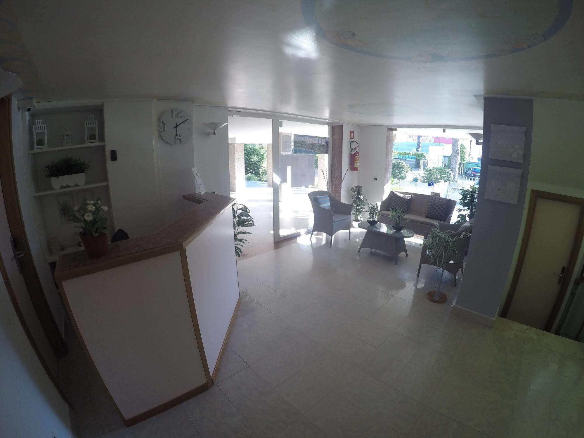 Residence Zenith Caorle Eksteriør bilde